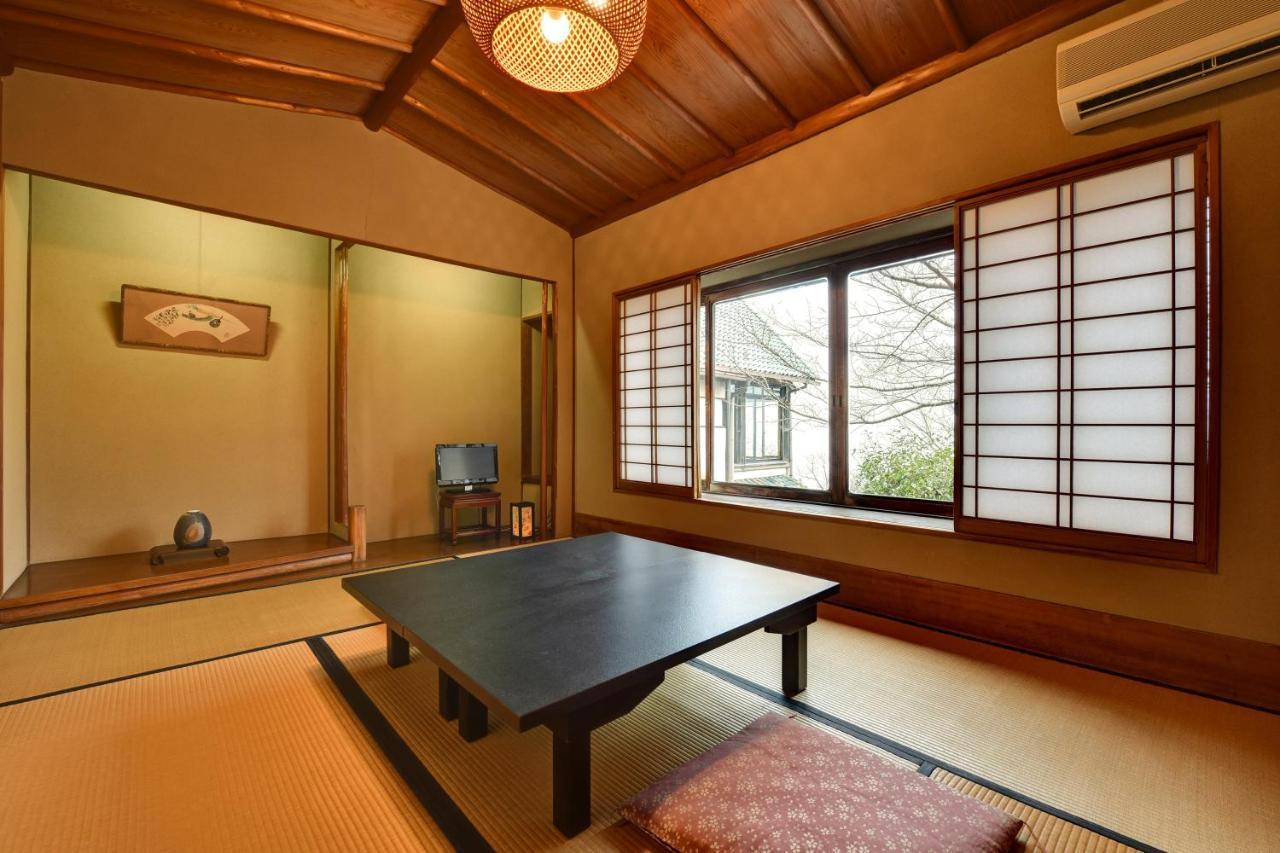 Suma Kanko House Aji To Yado Kagetsu Kobe Eksteriør bilde